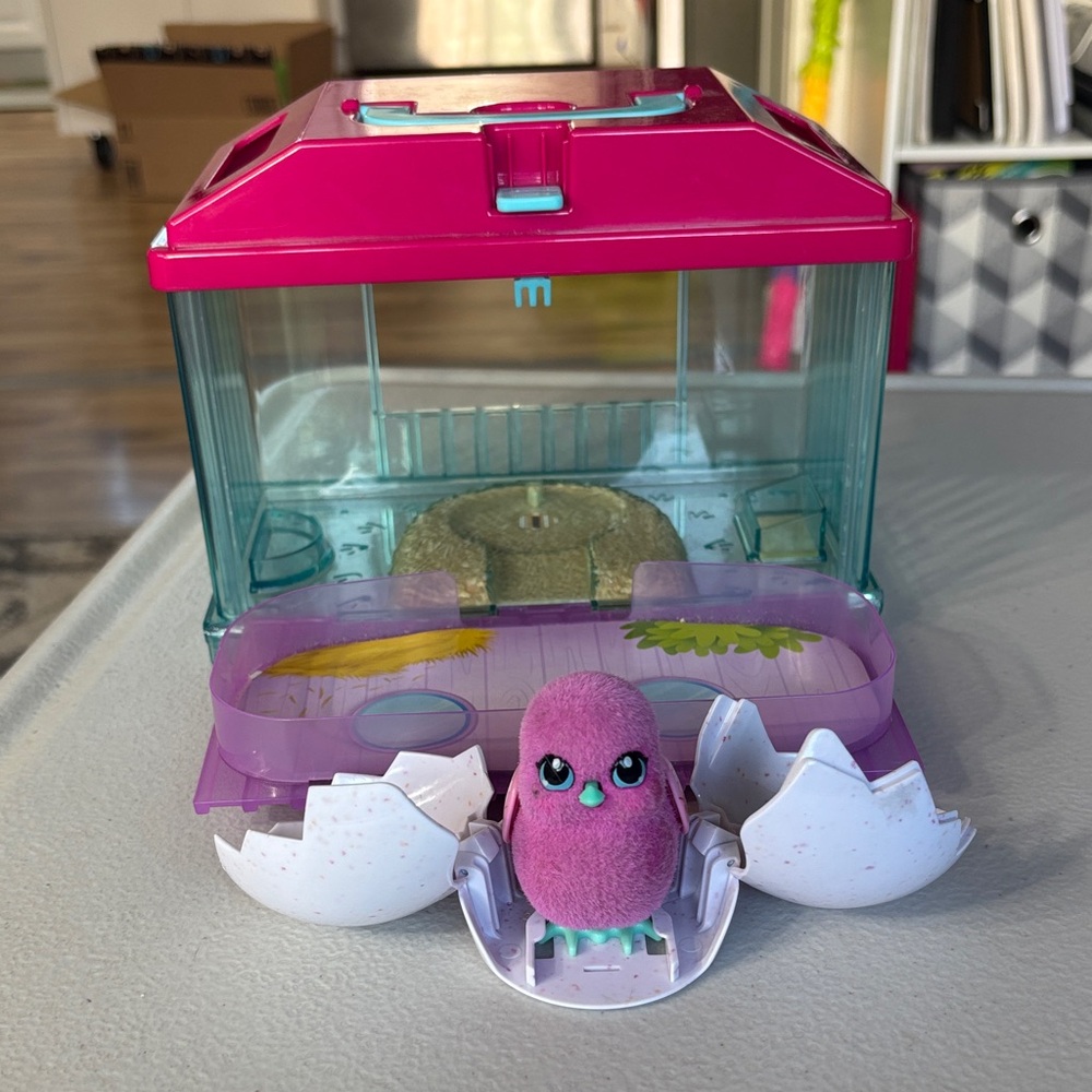 Little Live Pets- bird in egg/cage